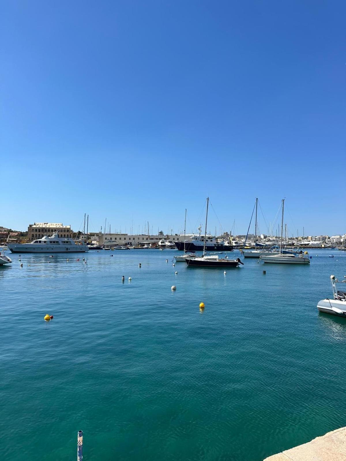 Modern Sliema Apartment Near Sea Екстер'єр фото